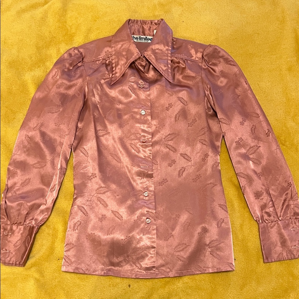 The Limited Rose 70s Dagger Top